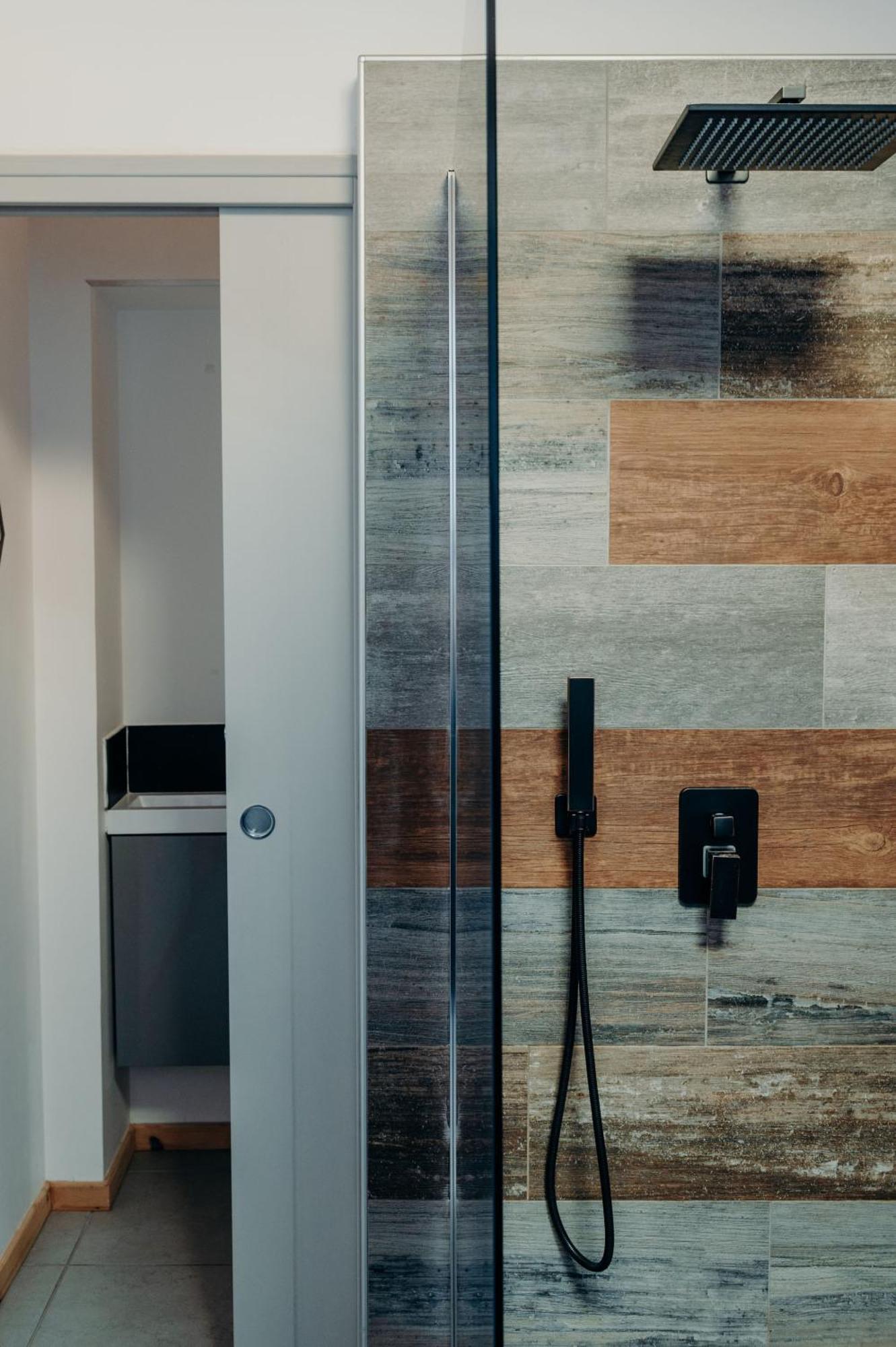 La Villa D'Helene 2 - Chambres D'Hotes Bnb Et Appartements - 클뤼스 외부 사진
