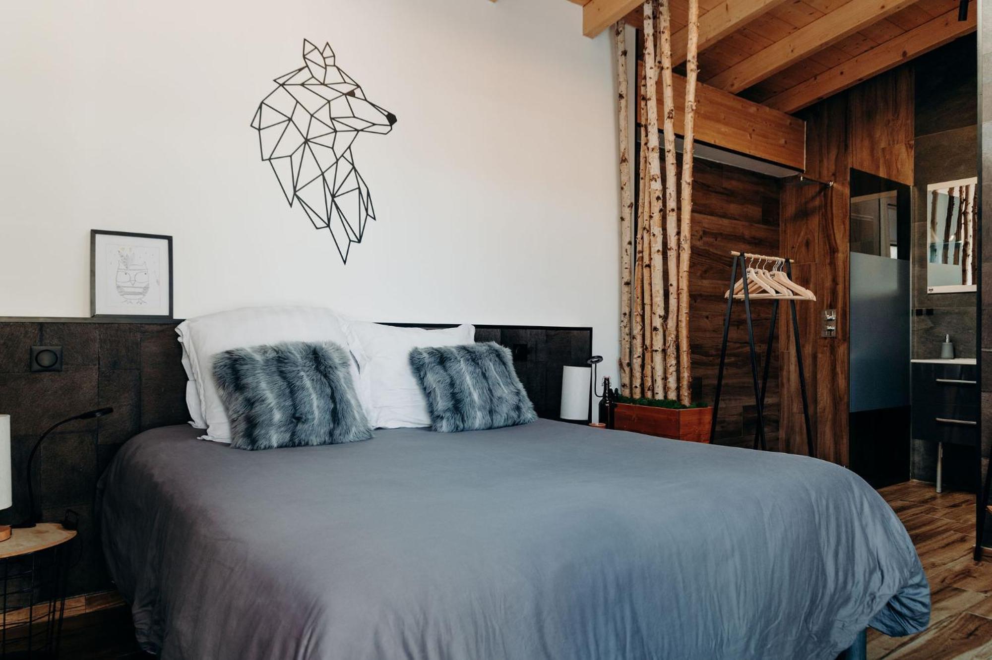La Villa D'Helene 2 - Chambres D'Hotes Bnb Et Appartements - 클뤼스 객실 사진